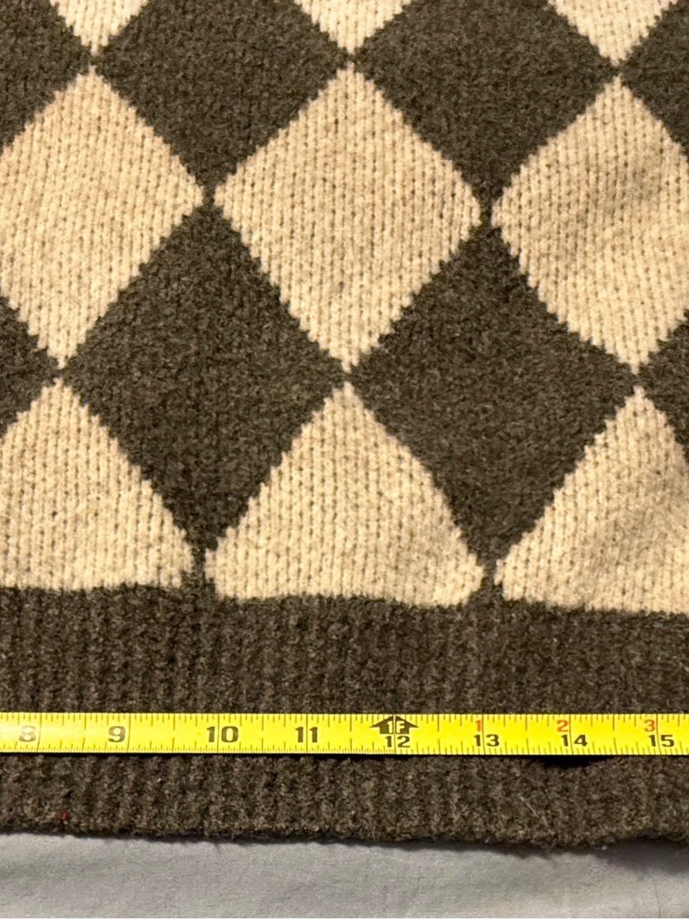 Abercrombie & Fitch Size Medium Wool blend Argyle Crewneck Sweater -Gray & Cream - Picture 11 of 16